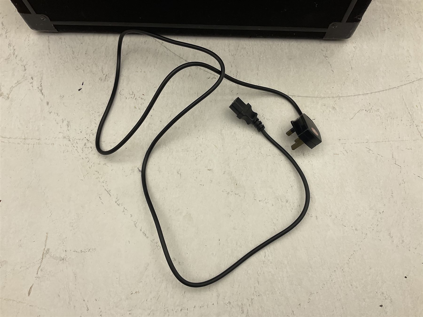 Carlsbro Pro Series A1 amplifier serial no.9104625 L57cm