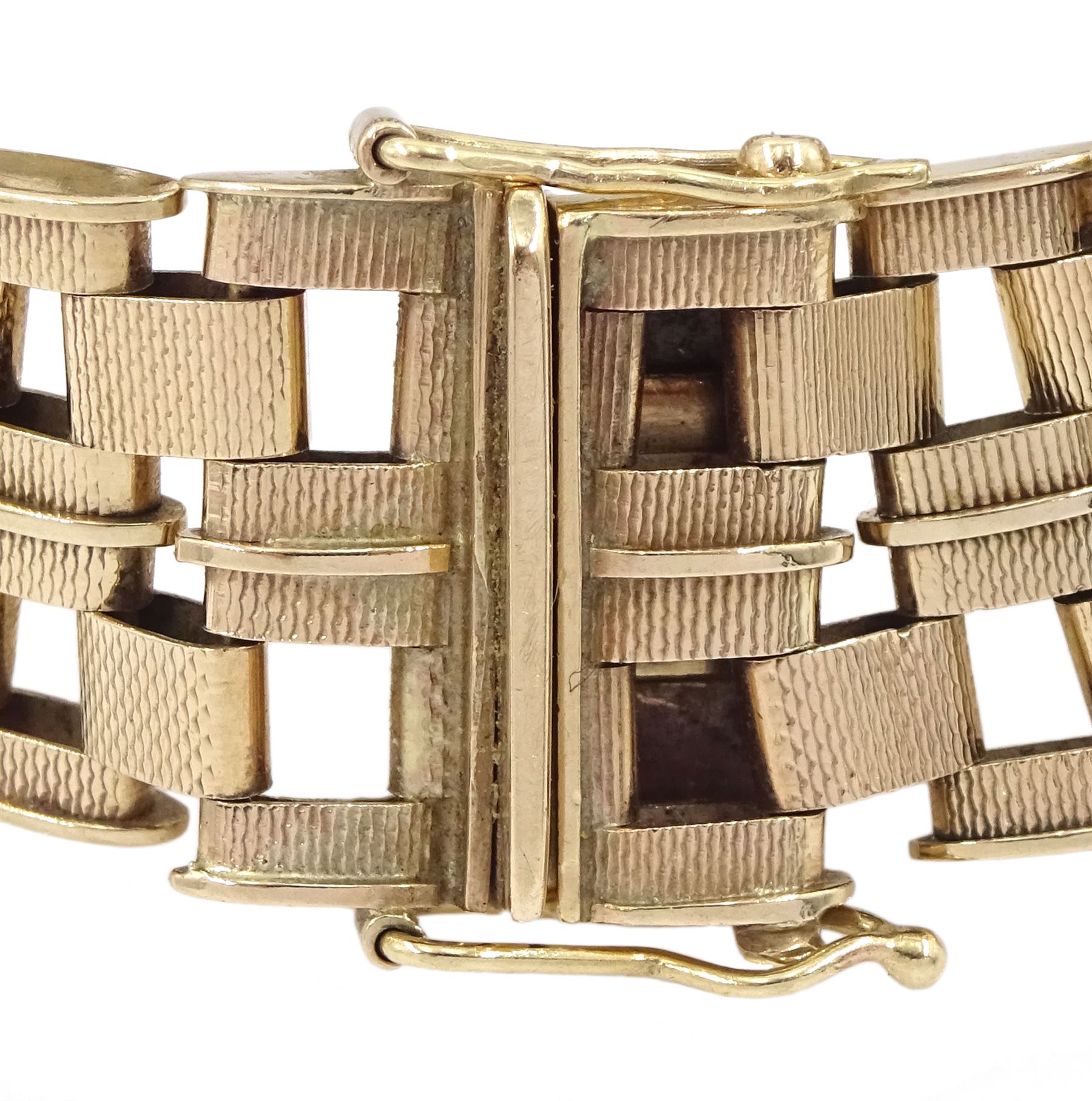 9ct gold fancy textured and polished link bracelet by Cropp & Farr Ltd, Birmingham 1971