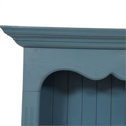Painted pine open bookcase, projecting cornice over four adjustable shelves, in blue paint finish 