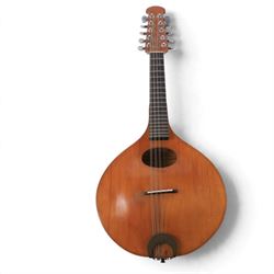 Late 20th century cittern by Stefan Sobell of Northumberland, commissioned in 1977, the pe...