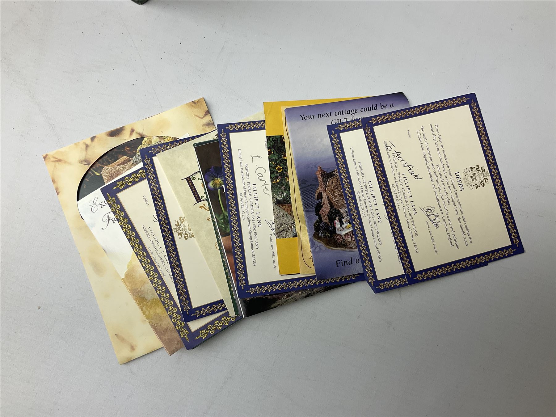 Fourteen Lilliput Lane cottages to include 'Diamond Cottage', 'Kendal Tea House', Visitor's Centre Special 'It's For You' signed to base, The British Collection 'The Sherlock Holmes' etc, all boxed with deeds