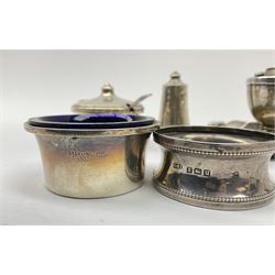 A selection of various small hallmarked silver items, to include small trinket dish with pierced side, hallmarked William Comyns & Sons Ltd (Richard Comyns), London 1934, napkin ring with beaded detail, hallmarked 	G H Inshaw, Birmingham 1919, mustard pot and spoon, and open salt, each with blue glass liner, and pepper, hallmarked W I Broadway & Co Birmingham 1953, spoon and pepper with date letter for 1954, etc. 
