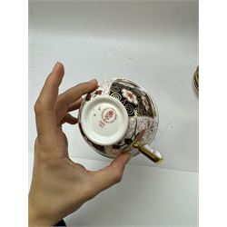 Royal Crown Derby Imari pattern 2451, four teacups, six saucers, six dessert plates etc 