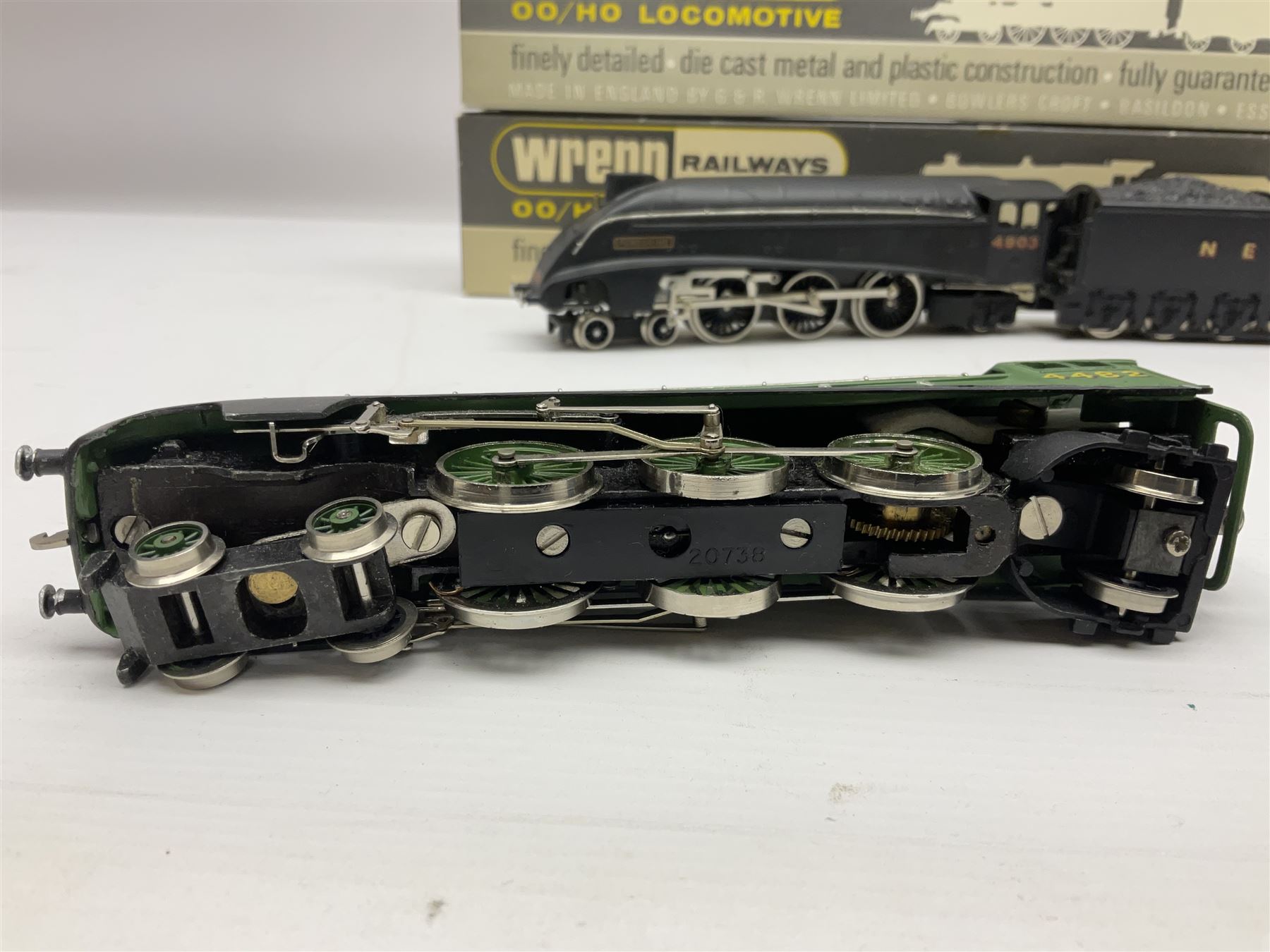 Wrenn '00' gauge - two Class A4 4-6-2 locomotives - 'Peregrine' No.4903 in NE Black; and 'Golden Eagle' No.4482 in LNER Green; both boxed with instructions (2)