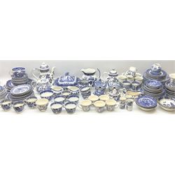 Blue and white Willow pattern ceramics to include dinner wares and tea wares such as lidded tureens, dinner plates, teapots, jugs etc by Burleigh Ware, Churchill and Booths etc