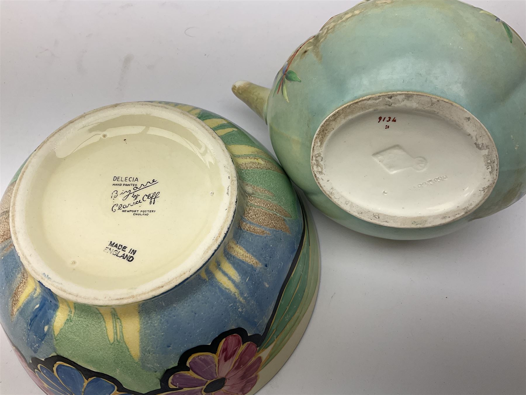 Clarice Cliff for Newport Pottery Delicia pattern bowl, D20cm, Victorian Wedgwood oval tea pot retailed by Goode & Co and in the Bamboo pattern and three other items
