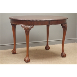  Early 20th century mahogany oval extending dining table, with single leaf, acanthus carved cabriole legs with ball and claw feet, W86cm, H74cm, L150cm  