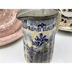 Four mid 19th century Mason's Ironstone plates decorated in the Chinese Antiquities pattern, the central circular panel decorated with footed vase with stylised motifs within a floral border, with gilt detail, pattern no. 1438, largest D26cm, together with Royal Worcester plate with floral decoration within green borders, blue and white tankard with pewter lid and teapot, teapot
