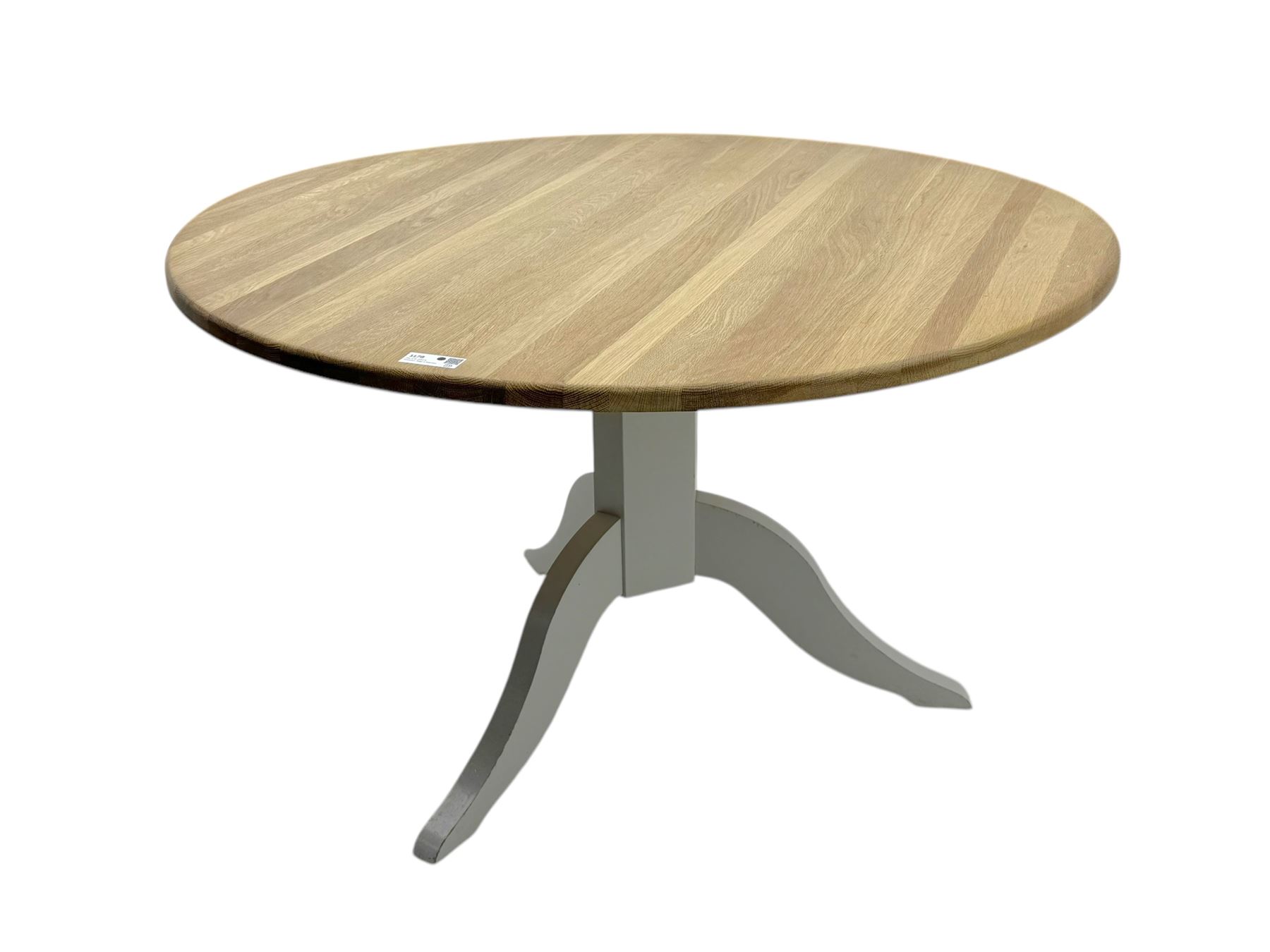 Contemporary Neptune 'Chichester' dining table, circular oak plank top over a grey painted pedestal base, raised on three curved supports