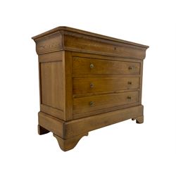 Barre Dugue - French oak five drawer chest with three drawers and frieze drawer at top and one at bottom 
