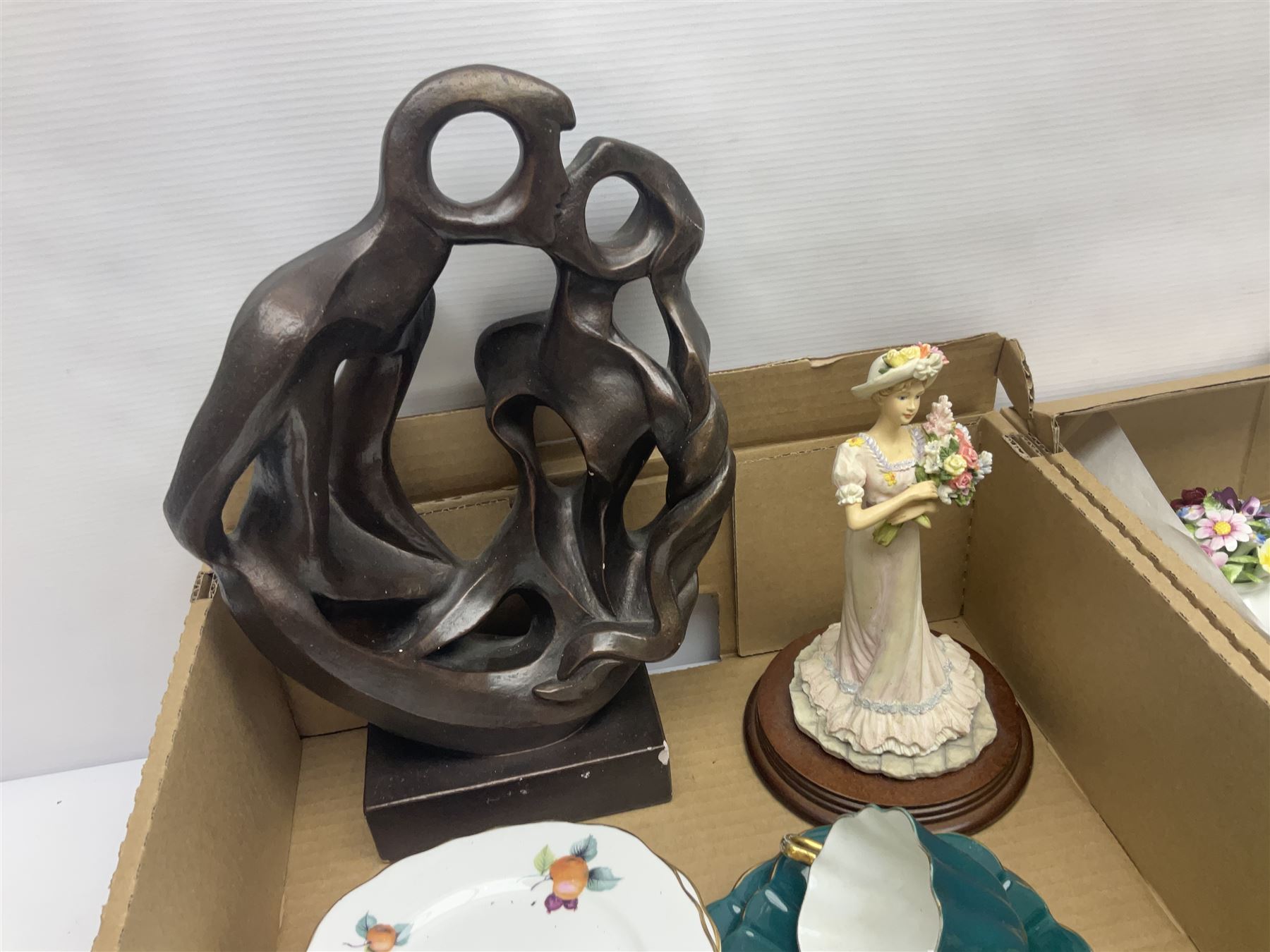 Aynsley Cottage Garden pattern ceramics, including vases and jars, together with a collection of flower baskets and similar, together with a collection of other ceramics and collectables, in three boxes 