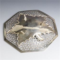 Indian silver dish, of octagonal form with central leaf decoration and pierced sides, upon three feet, W19cm