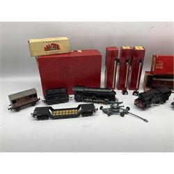 Trix Twin Railway - Hunt Class 4-4-0 locomotive and tender 'Pytchley' No.62750, boxed; 0-4-0 tank locomotive with plastic body No.67611; three passenger coaches (one boxed); six goods wagons; three boxed Yard Lamps etc; and Tri-ang Track Cleaning Car, boxed