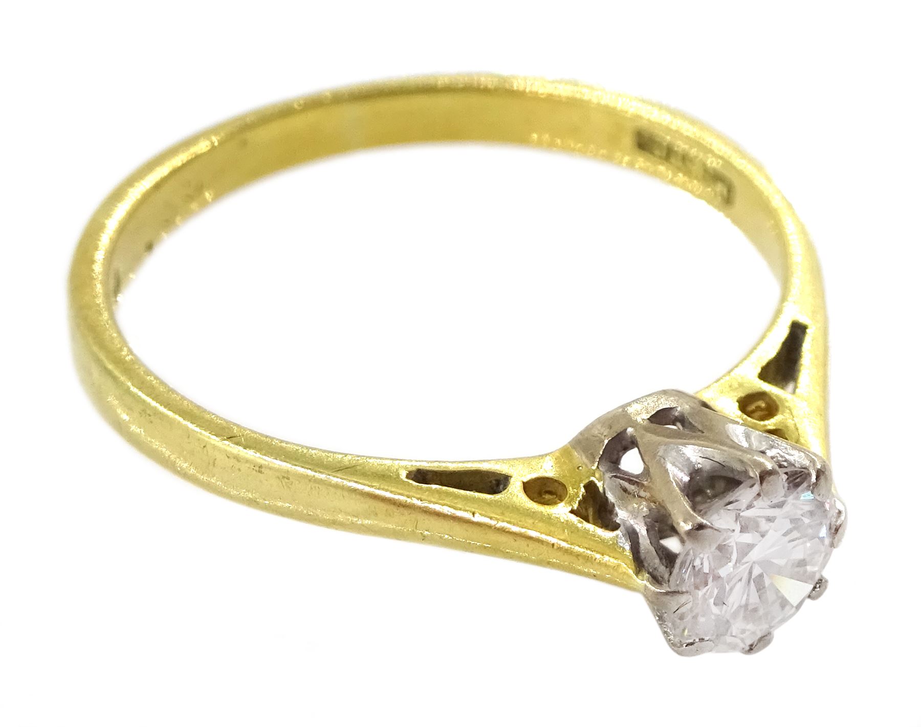 18ct gold single stone round brilliant cut diamond ring, London 1987, diamond approx 0.40 carat