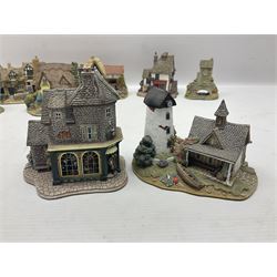Sixteen Lilliput lanes, including Bridge House, The Country Garage, The Windmill, Piggy Bank etc, all with original boxes 