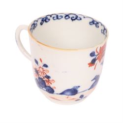 Lowestoft Redgrave tea bowl, decorated in the Two Birds pattern, circa 1780, D8.5cm, together with another similarly decorated coffee cup, H6.5cm