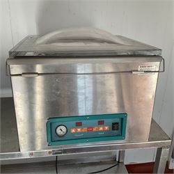 Tepro PP5.2 stainless steel vacuum packer, table top with extra bags - THIS LOT IS TO BE COLLECTED BY APPOINTMENT FROM DUGGLEBY STORAGE, GREAT HILL, EASTFIELD, SCARBOROUGH, YO11 3TX