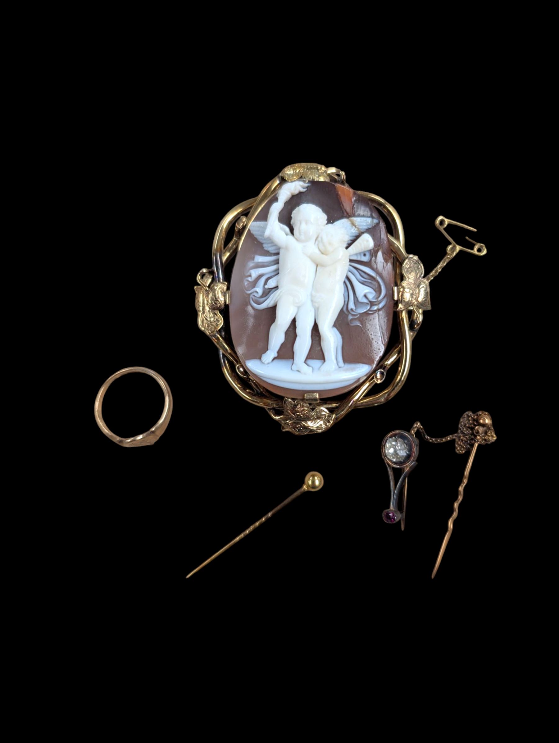 12ct gold cameo brooch depicting two cherubs, 9ct gold signet ring and two gold pins