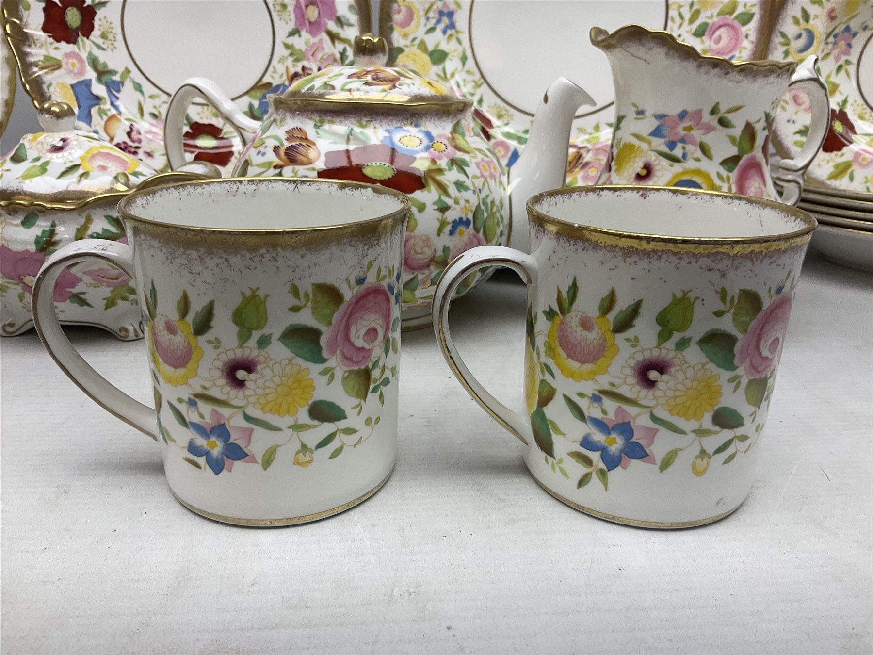 Hammersley Queen Anne pattern, part tea and dinnerwares, to include six dinner plates, five side plates, six soup bowls, teapot, covered sucrier, six teacups and saucers, etc together with six matched dessert plates (40)