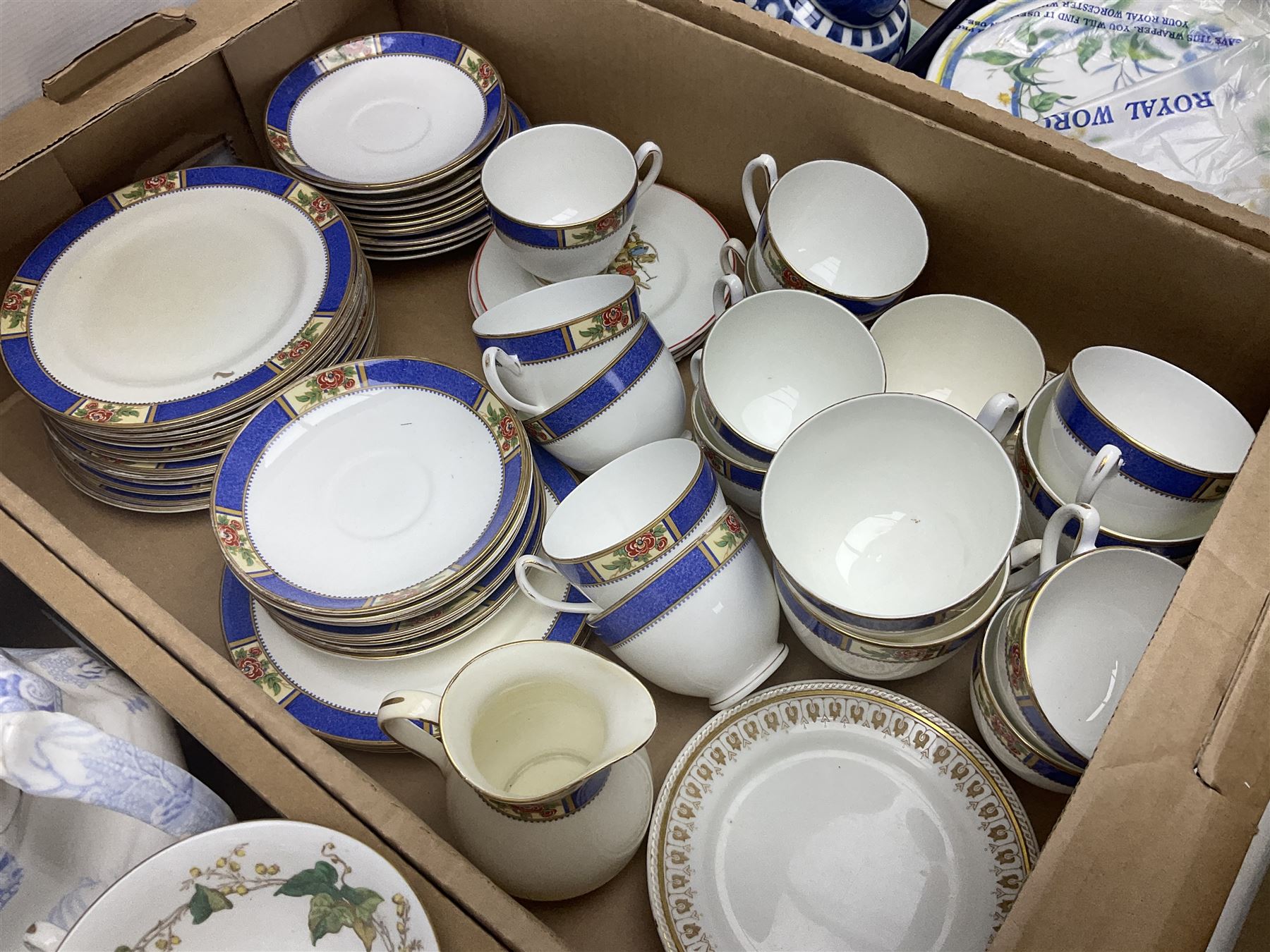 Spodes velamour twin handled mantel vase, together with Royal Doulton wash stand set, Royal Worcester coffee cans and saucers and other ceramics, in six boxes 