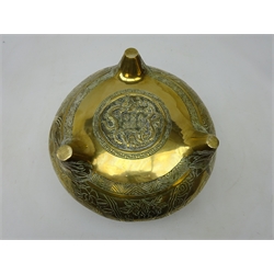  Chinese bronze tripod censer, two handled circular form decorated with exotic birds and figures amongst foliage below Greek key border, Kangxi seal to base, L26.5cm x H17cm   