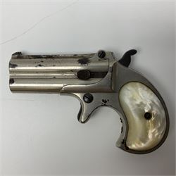Remington .41 rim-fire over-and-under double barrel Derringer pistol, with 7.5cm(3