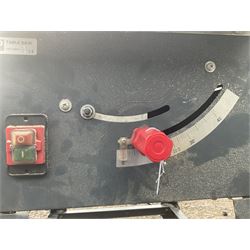 Performance table saw - THIS LOT IS TO BE COLLECTED BY APPOINTMENT FROM DUGGLEBY STORAGE, GREAT HILL, EASTFIELD, SCARBOROUGH, YO11 3TX