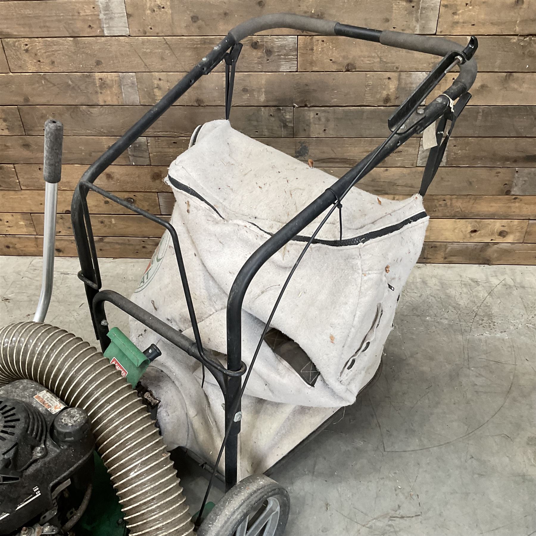 Billy Goat Prp Lawn Vacuum with Honda GVC160 5.5 engine