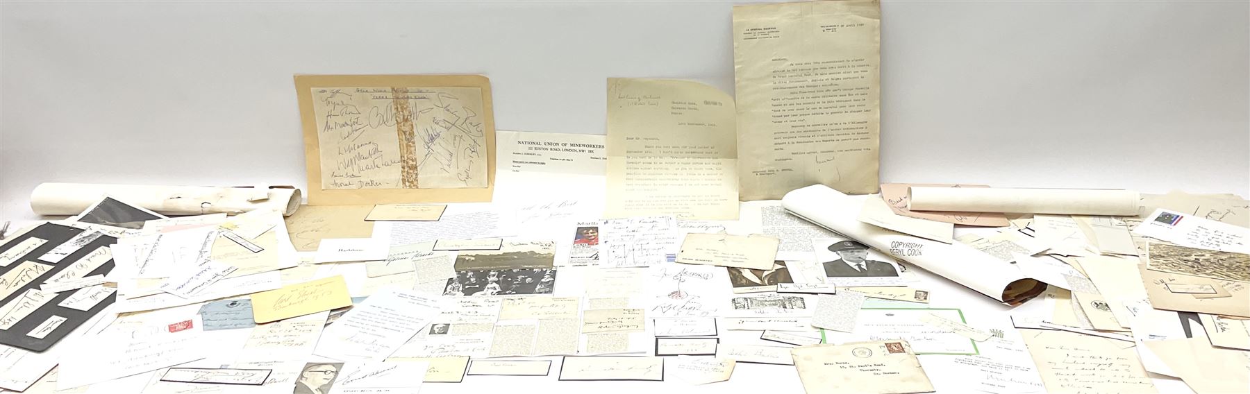 Approximately 500 autographs, signed letters, signed photographs etc from famous individuals including Duke Ellington, Ted Hughes, Daphne du Maurier, Archibald Sinclair, Marlene Dietrich, John Bright, Lord Hailsham and many others