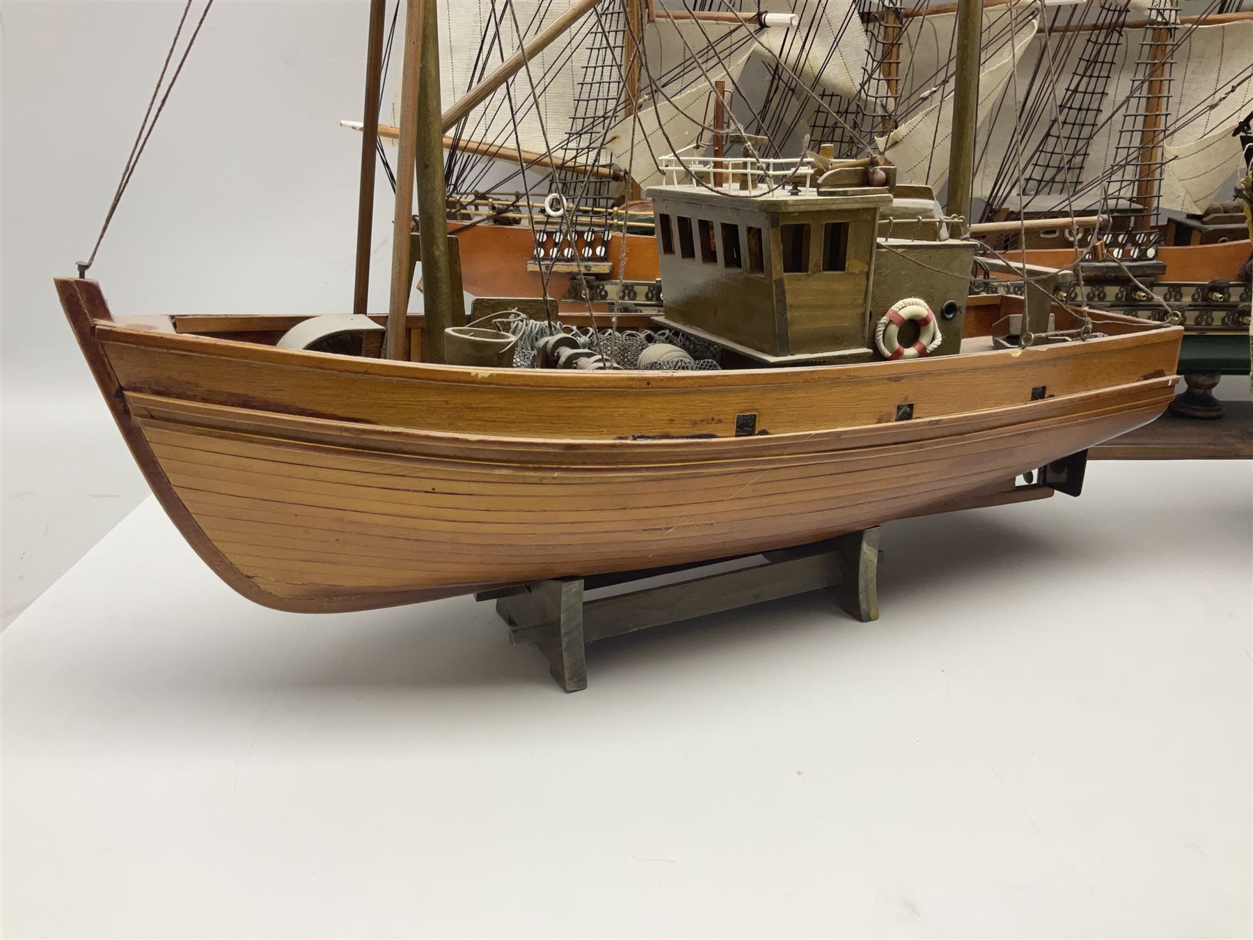 Wooden scale model model of a galleon 'Fragata Siglo XVIII ship, together with three mast scratch built ship and one other, fragata H78cm