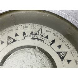 Ship's lifeboat gimble compass in binnacle, with plaque 'Bergen Nautik Instrumentfabrikk ..... Norway. Type BN25COL No.770559' 