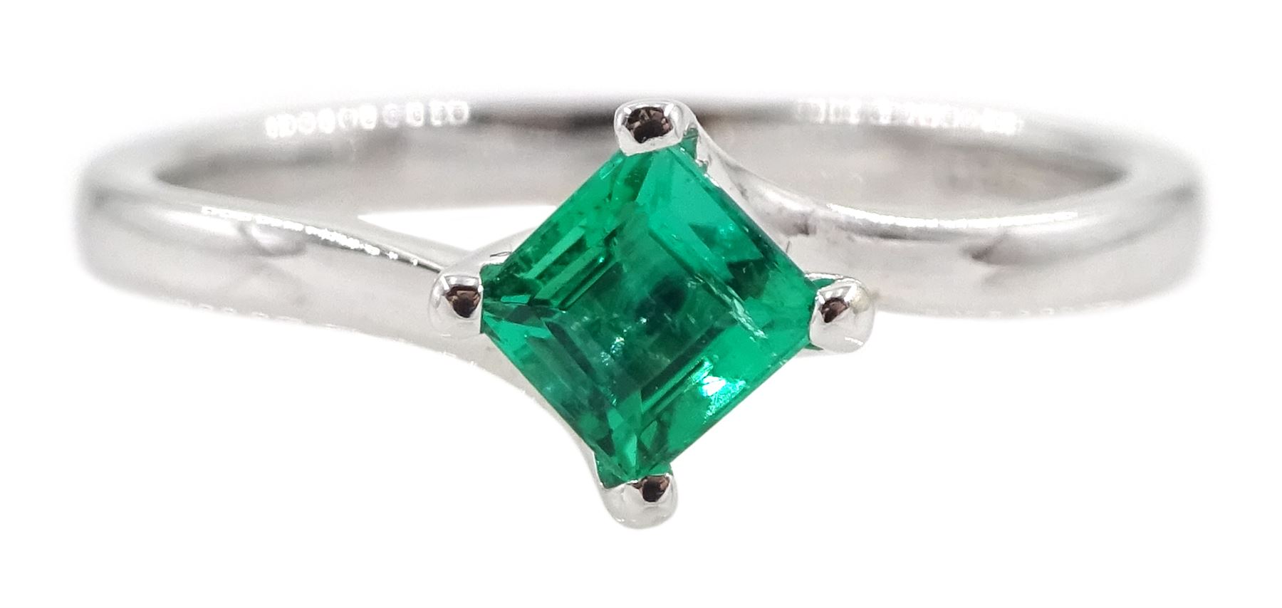 18ct white gold square cut emerald ring, stamped 750