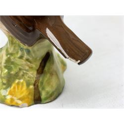 Group of Beswick figures of birds, comprising kingfisher no 2371, thrush no 2308, owl no 2026, and nine smaller bird figures to include greenfinch, wren etc