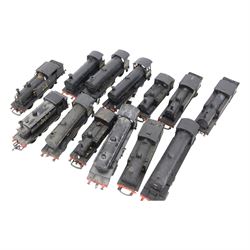 Thirteen 00 gauge kit built locomotives and five kit built tenders