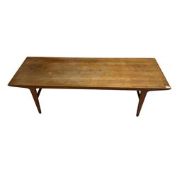 Mid-20th century teak rectangular coffee table, on tapering supports joined by stretchers