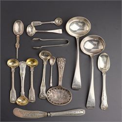 Pair of William IV silver sauce ladles London1832 Maker Jonathan Hayne, pair of fiddle and...
