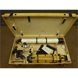  Russian TAL-100R telescope, white enamel body with two eyepieces and adjustable wooden tripod stand in original fitted wooden box with instructions  