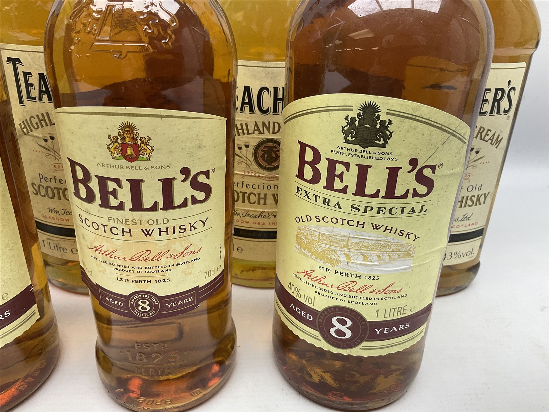Teacher's Highland Cream Scotch whisky, 40% vol, 1l, three bottles and 70cl one bottle, together with Bell's Old Scotch whisky, 40% vol, 1l, two bottles and 70cl one bottle