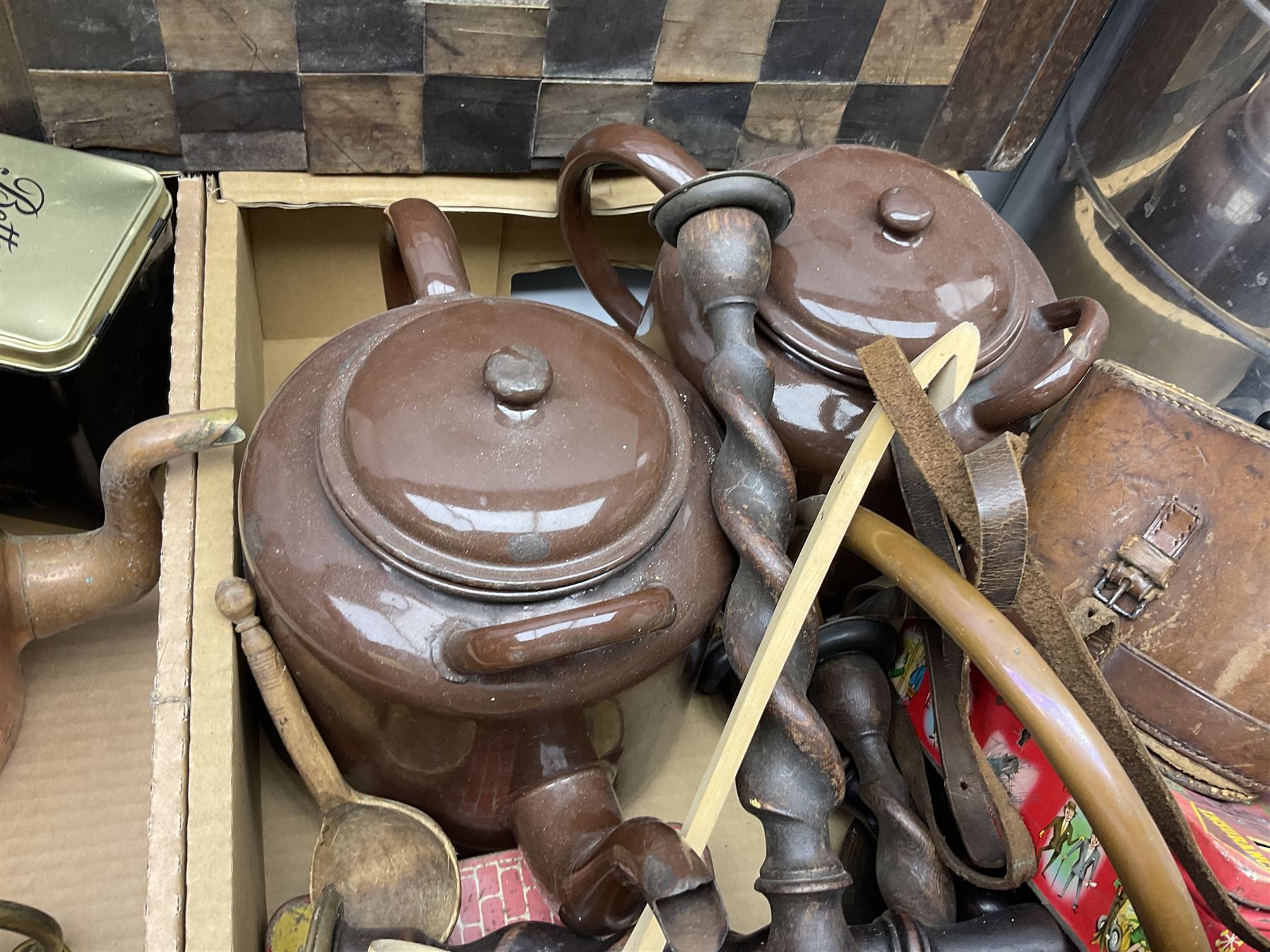 Mauchline ware trinket box and thimble holder, together with copper kettle, two large brown enamel teapots, wooden chess board, brass bell, hot water urn, and other metal ware etc, in three boxes 
