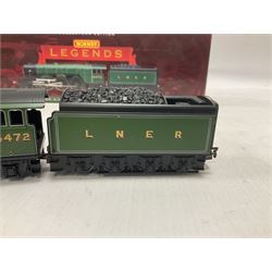 Hornby ‘00’ gauge - Limited Edition Hornby Legends Series no.989/1000 Class A1 LNER 4-6-2 ‘Flying Scotsman’ no.4472 in green; in original box with certificate of authenticity 