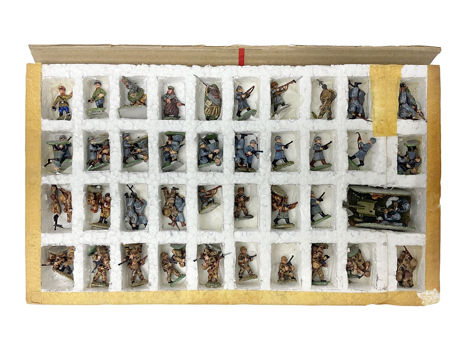 Lamming Miniatures - Bill Lammings own 1970s promotional display set of sixty-three 25mm miniature WW2 Russian Infantry soldiers with light artillery gun; hand painted by Bill Lamming for exhibition.