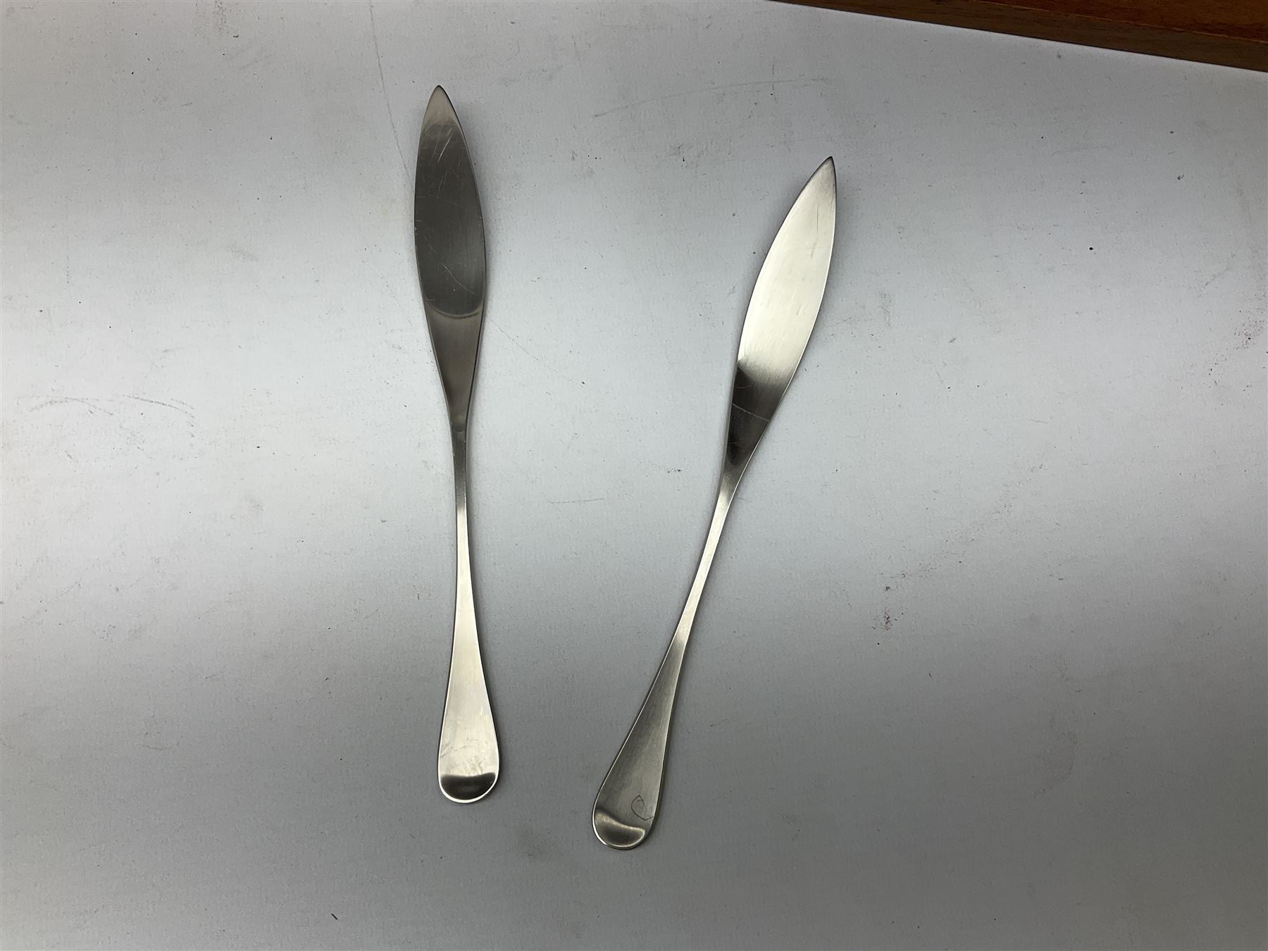 Old Hall Alveston pattern cased canteen, designed by Robert Welch, setting for eight, comprising dinner forks, dinner knives, dessert forks, dessert knives, tea spoons, coffee spoons, soup spoons, dessert spoons, pair of serving spoons and pair of smaller serving spoons