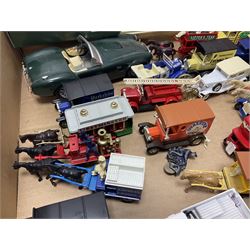 Quantity of boxed and loose die-cast cars to include a Dinky Fire Engine, Burago, Matchbox, Lledo etc in two boxes 