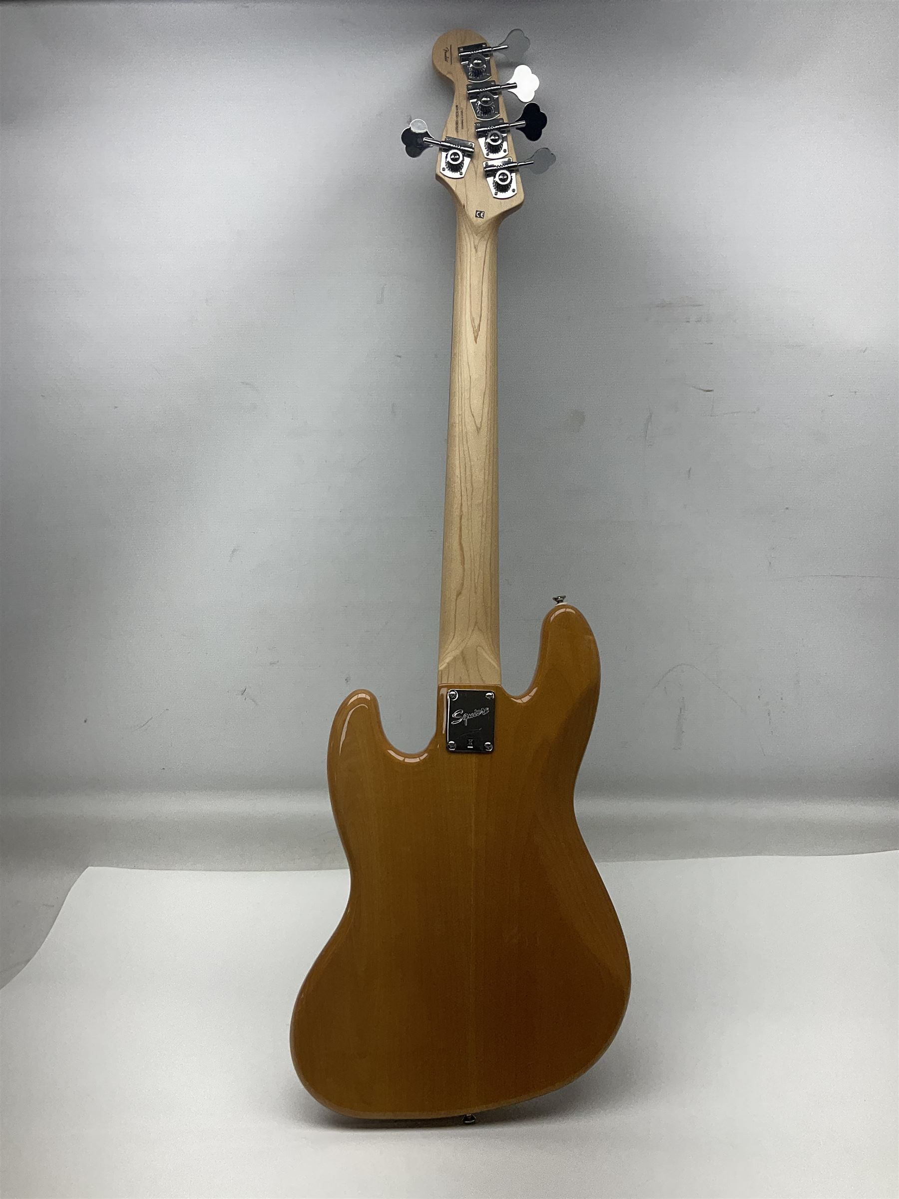 Fender Squier five-string jazz bass guitar; natural finish with Duncan Designed pick-ups; serial no.ICS11097557; L118cm