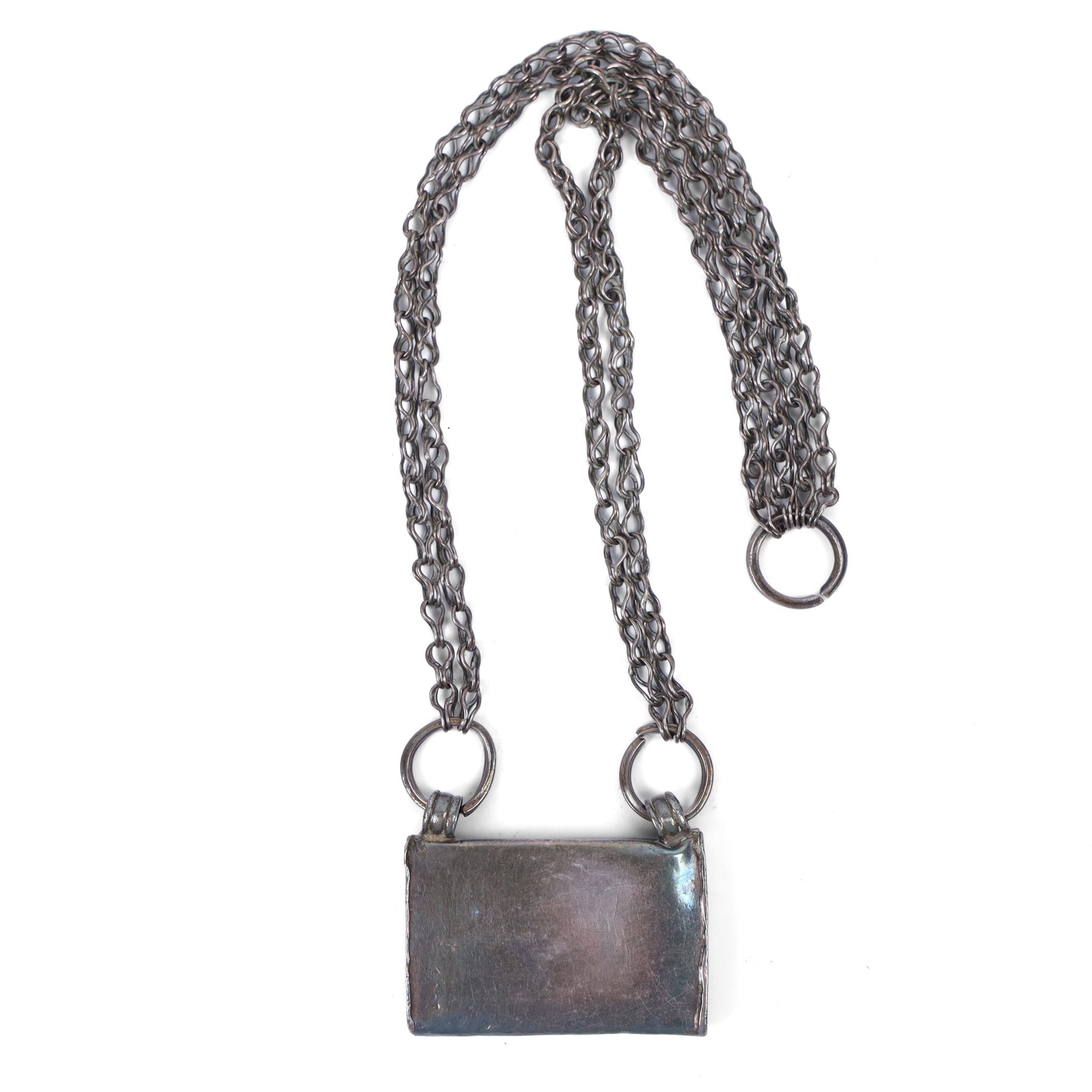 Omani silver Hirz pendant necklace