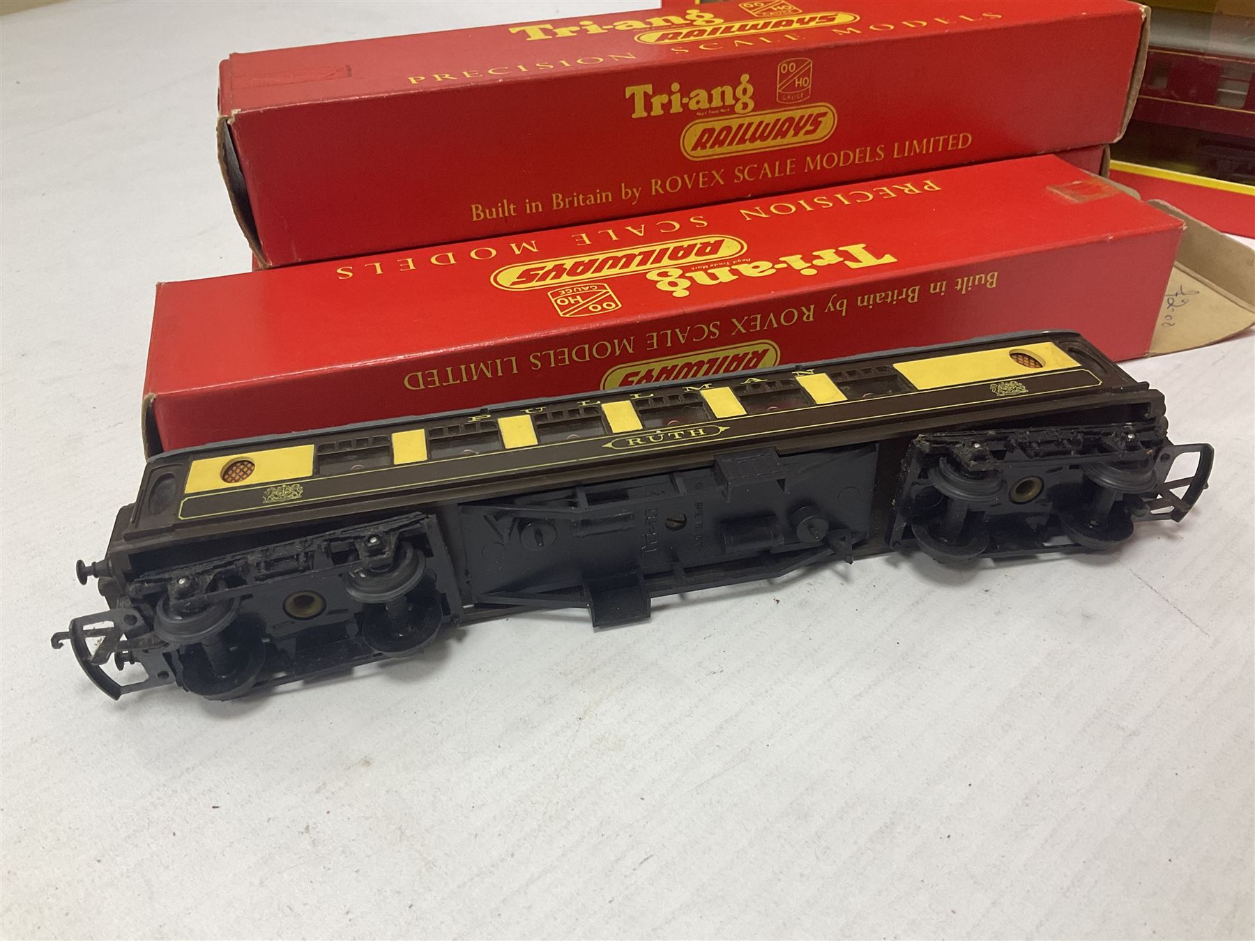 Various makers ‘00’ gauge - twenty three passenger coaches to include buffet cars, sleeping cars, utility van, Pullman coaches etc; mostly Hornby/Tri-Ang boxed (23) 