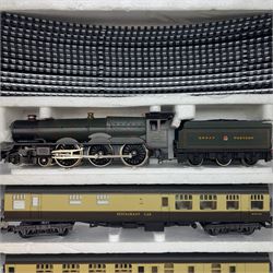 Lima Models '00' gauge 109000 AC double train set, comprising GWR 4-6-0 'King George V' locomotive and tender no. 6000 in green livery, three coaches, track, controller, accessories and mat, and a Co-Co BR 'Western Gladiator' diesel locomotive no. D1016, six freight wagons, track, buildings, etc, boxed