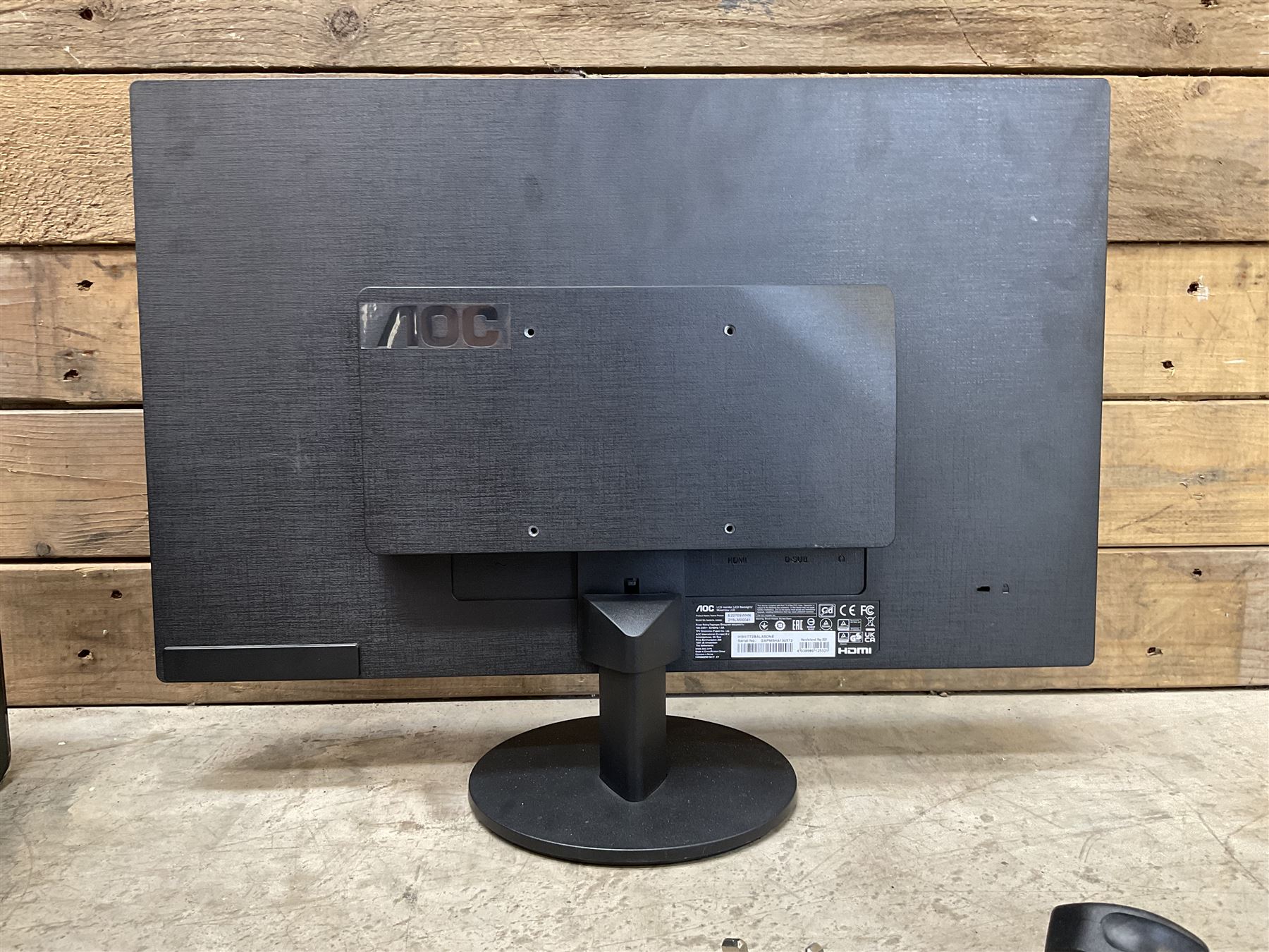 Packard Bell Intel i5-4460 computer, 8BG DDR3 RAM, 1TB Hard Drove with AOC monitor (HDMI), keyboard and mouse.