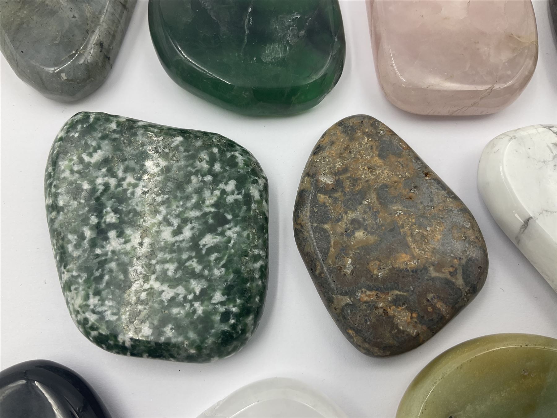 Fifteen mineral specimens, each cut and polished to highlight natural formations, including lapis lazuli, rose quartz, green aventurine, jasper, black obsidian etc, L4cm