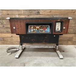 Taito Space Invaders arcade game table